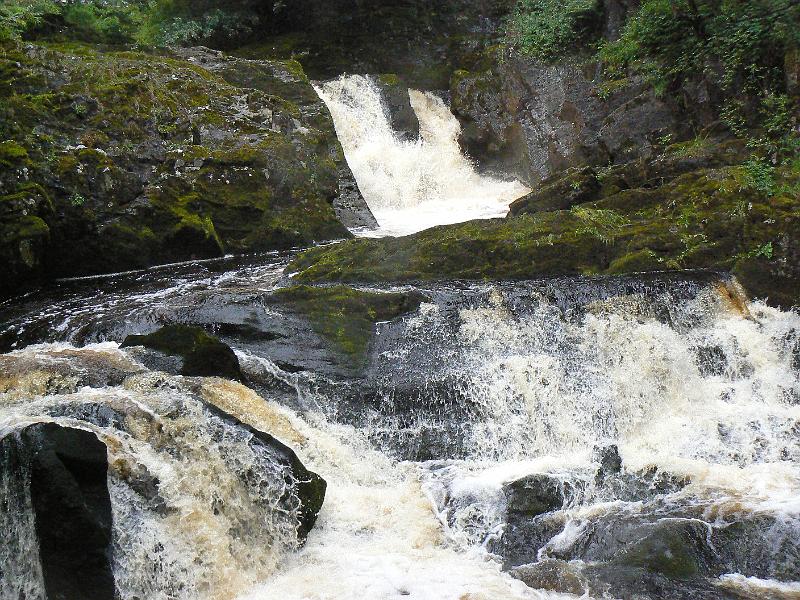 ingleton-falls-1611-080708.jpg - Ingleton Falls 16.11 8 July 2008