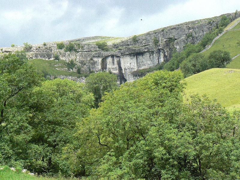 malham-cove-approach-1218-100708.jpg - Malham cove walk 12.18, 10 July 2008