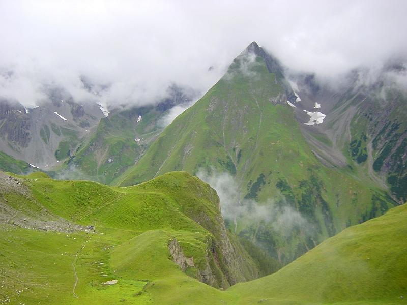 View from Memminger Hutte, 16.35 20 Aug 2001 